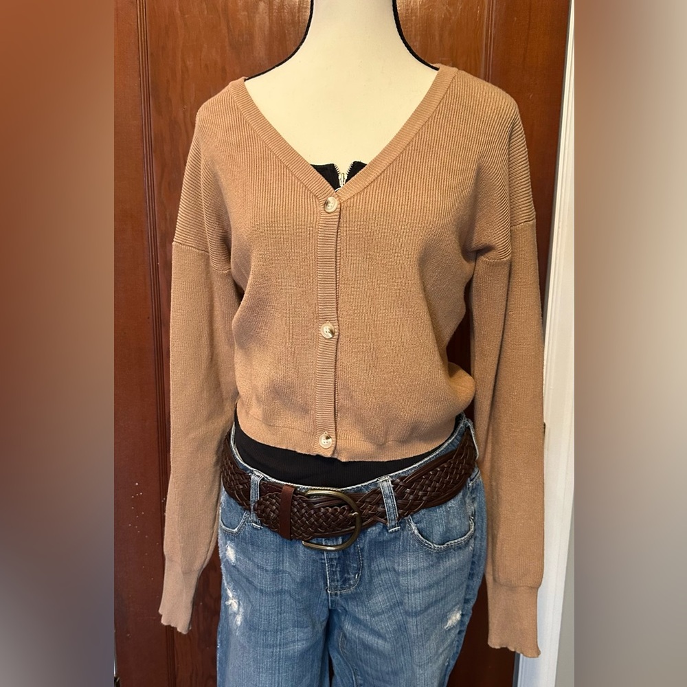 SHEIN crop sweater Taupe with 3 large buttons 306